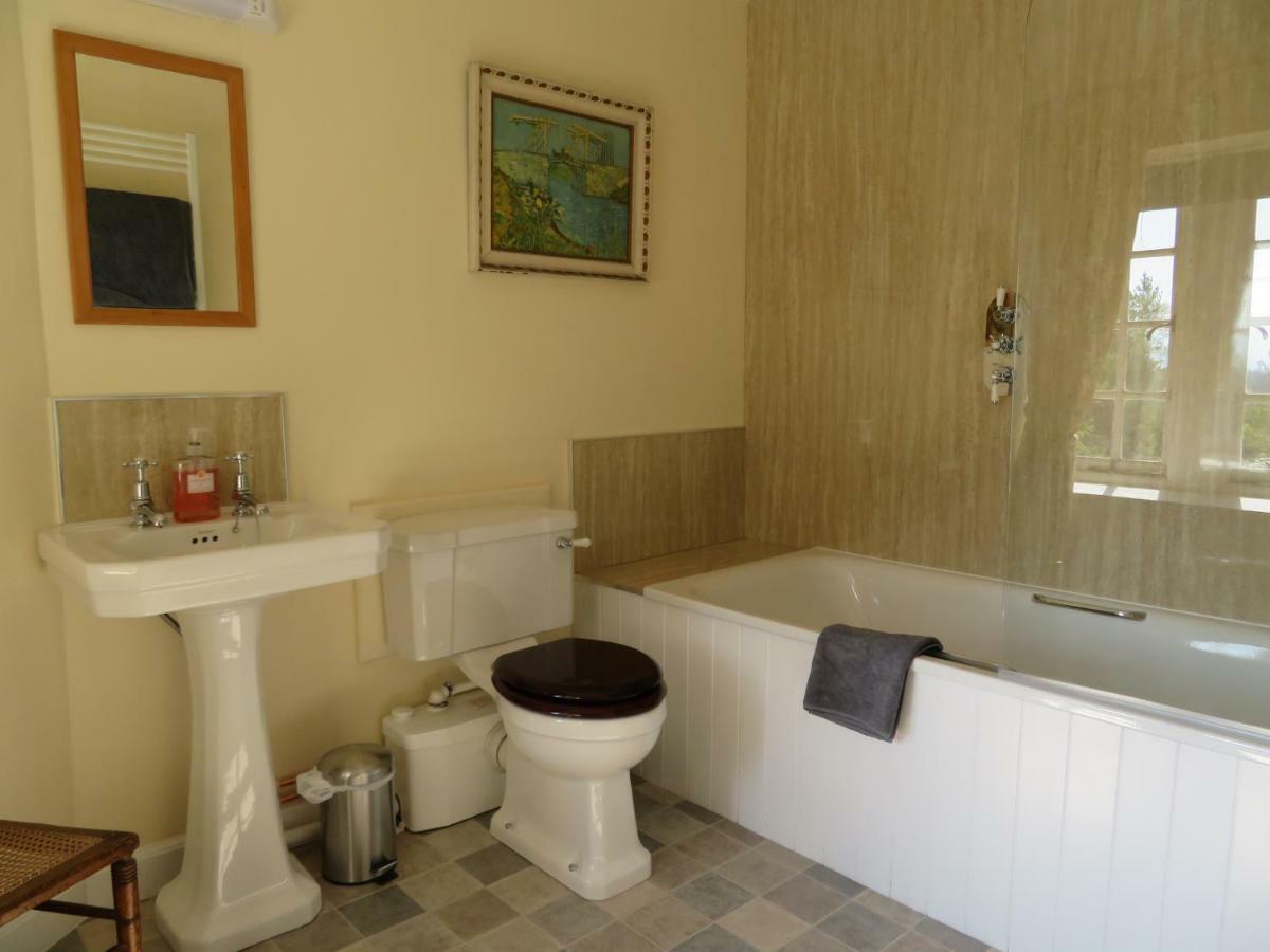 Balvraid Lodge B&B 인버네스 외부 사진