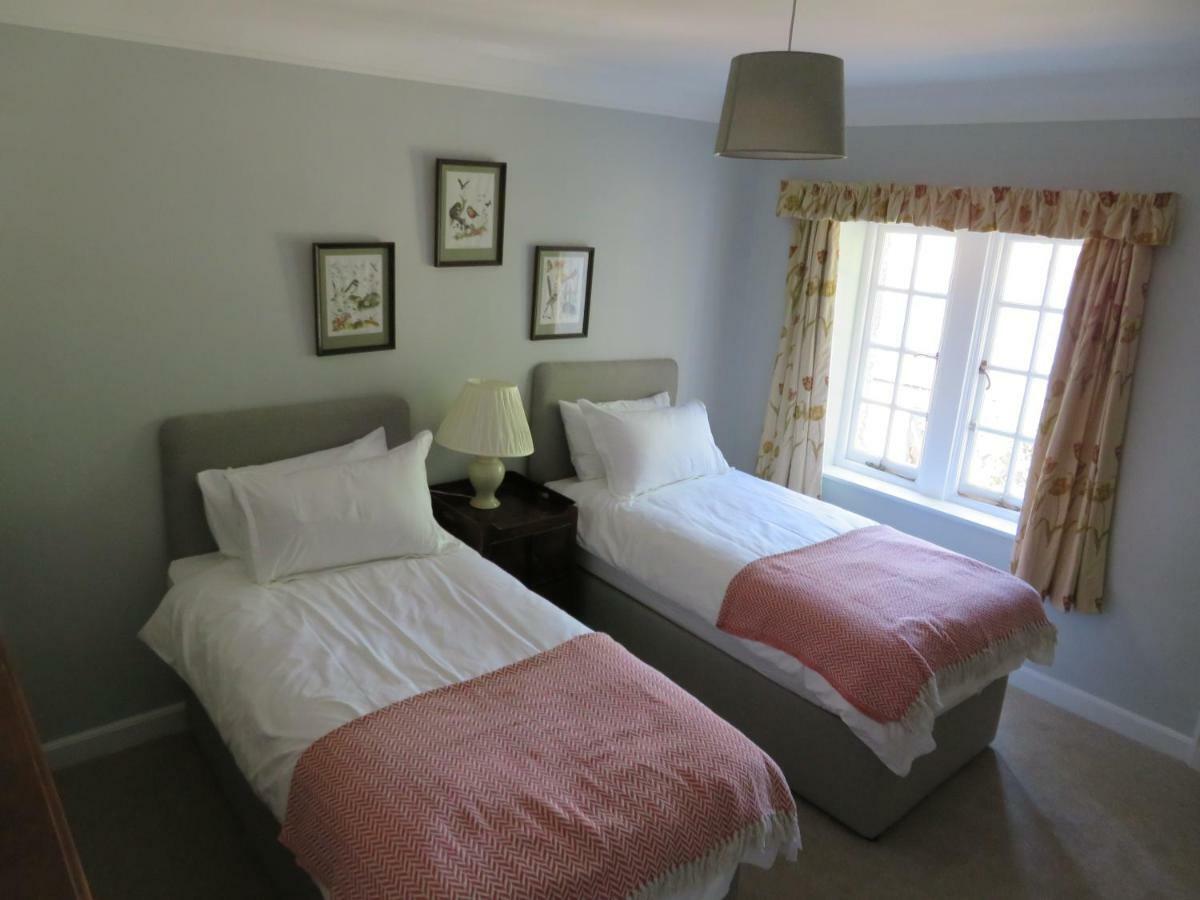 Balvraid Lodge B&B 인버네스 외부 사진